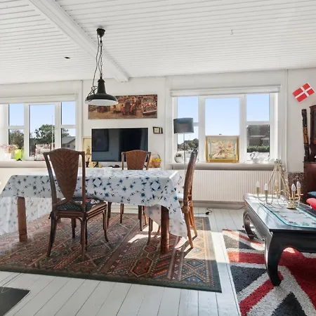 Summer House In *